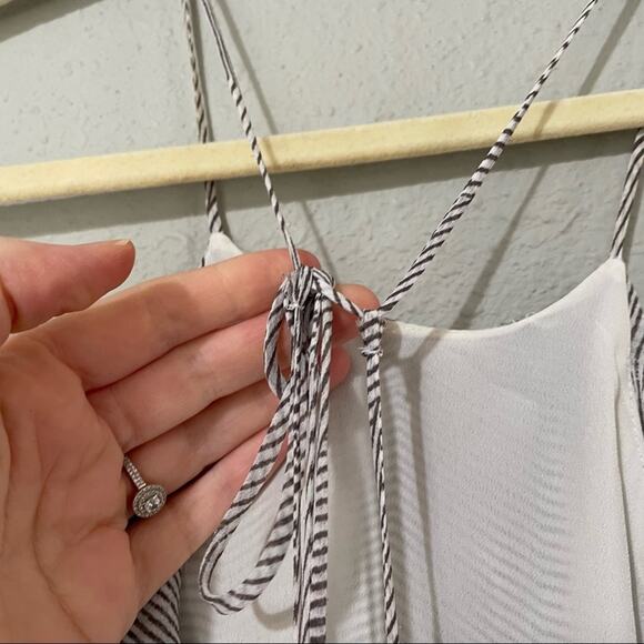 BCBGeneration Black & White Ruffled Mini Dress XS - Picture 7 of 12